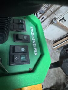 STAHLWERK SW1250 Elektrische Kehrmaschine Aufsitzkehrmaschine